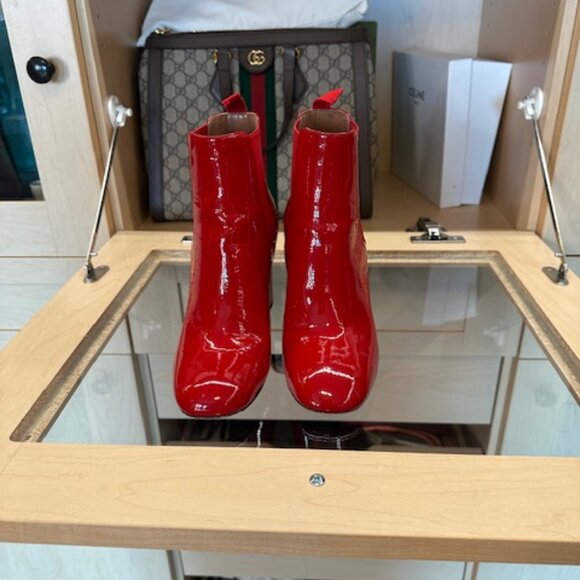 LAURENCE DACADE RED SIZE 7.5 MIA PATENT CHELSEA ANKLE BOOTIES - Picture 3 of 5